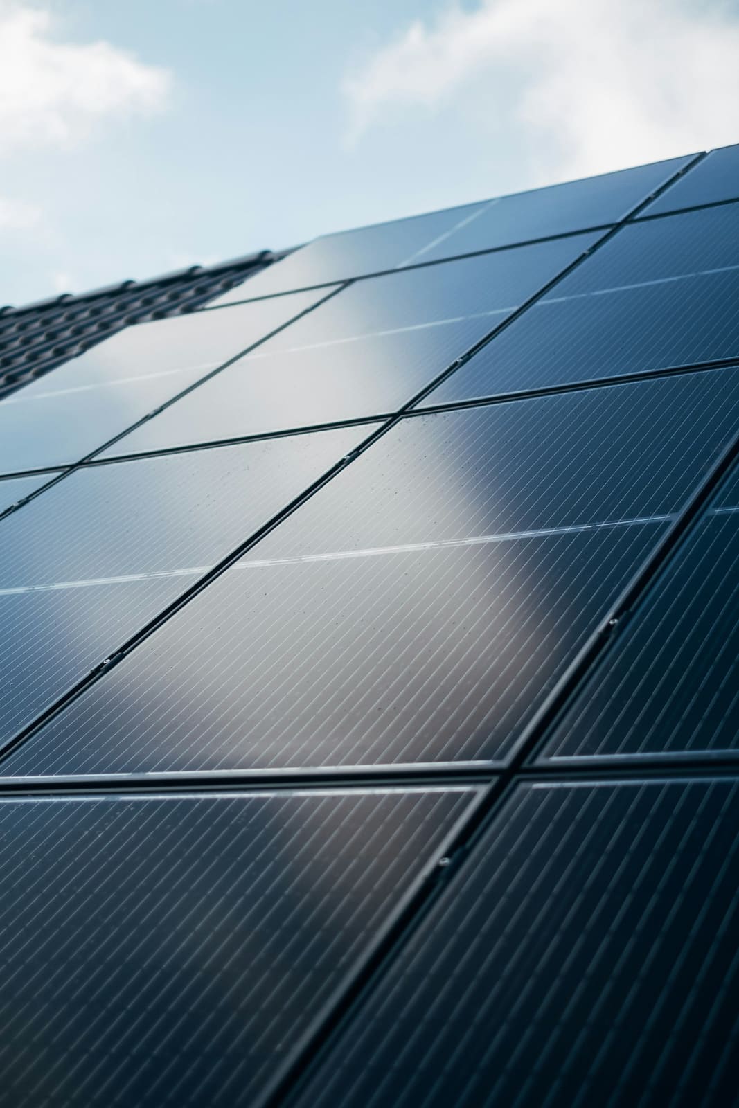Rooftop solar photovoltaic array