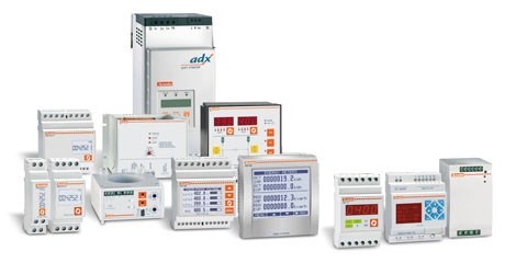 Motor control centre with coordinated starter modules and common busbar